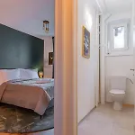 Velvet 3 King Beds & Terrace Hb *