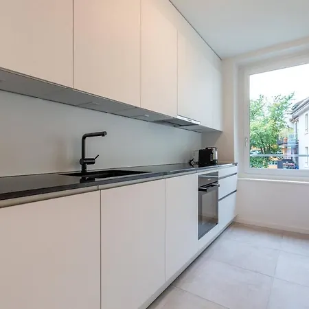 Chesterfield 3 Bedroom *