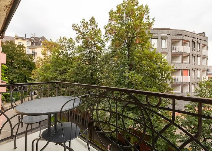 Velvet Suite 3 King Beds&Terrace Zürich HB Apartment *