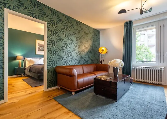 Chesterfield 3 Bedroom