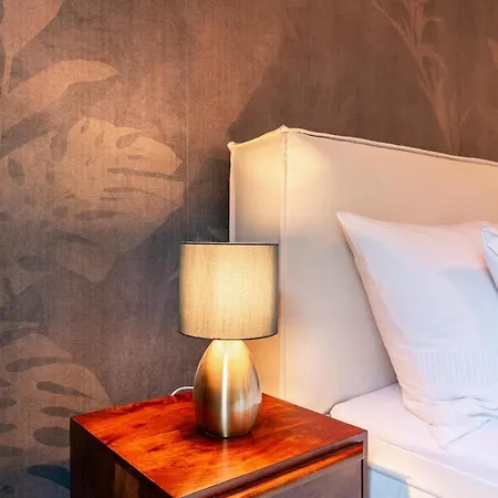 Velvet Suite 3 King Beds & Terrace Zuerich Hb 아파트 *