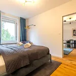 Velvet 3 King Beds & Terrace Hb Apartment *