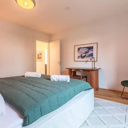 Chesterfield 3 Bedroom *